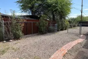 1431 E Adelaide Dr, Tucson, AZ 85719 - Photo 20