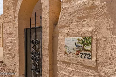 772 W Circulo Napa, Green Valley, AZ 85614 - Photo 4