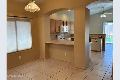 9121 E Autumn Sage Street, Tucson, AZ 85747 - Photo 4