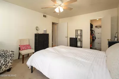1620 N Wilmot Road #UNIT D263, Tucson, AZ 85712 - Photo 18