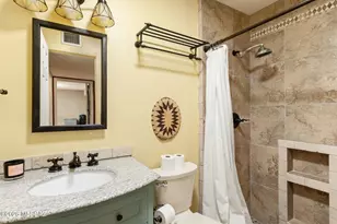 7351 E Sabino Vista Dr, Tucson, AZ 85750 - Photo 44