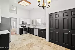 4617 W Lessing Ln, Tucson, AZ 85742 - Photo 18