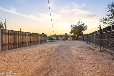 2127 S Avenida Planeta, Tucson, AZ 85710 - Photo 28