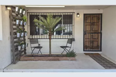 8916 E Palms Park Drive, Tucson, AZ 85715 - Photo 1