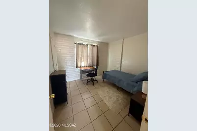 725 W 40th Street, Tucson, AZ 85713 - Photo 2