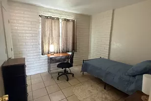 725 W 40th St, Tucson, AZ 85713 - Photo 2