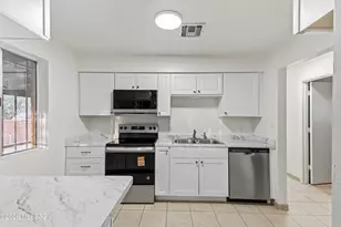 925 E VÃ­a Velitas, Tucson, AZ 85718 - Photo 12