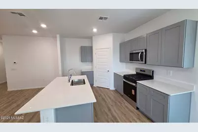 1081 S Nisbet Place, Vail, AZ 85641 - Photo 14