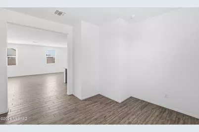 8709 N Magdalena Place, Tucson, AZ 85742 - Photo 16