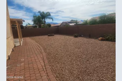 7649 S Freshwater Pearl Drive, Tucson, AZ 85747 - Photo 12