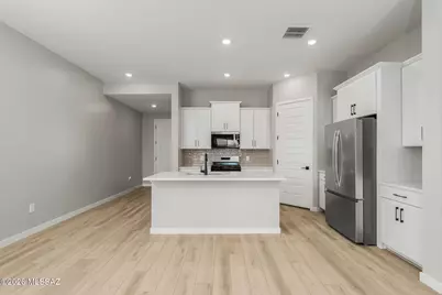 13328 N Red Lantern Way, Marana, AZ 85653 - Photo 4