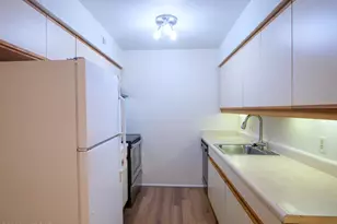 6331 N Barcelona Ct, Tucson, AZ 85704 - Photo 6