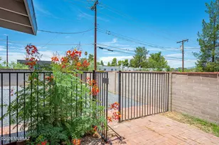 6899 E Broadway Blvd, Tucson, AZ 85710 - Photo 24