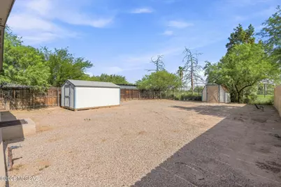 1449 W Hualpai Road, Tucson, AZ 85745 - Photo 22