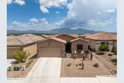864 N Camino Cerro Morado, Green Valley, AZ 85614 - Photo 2