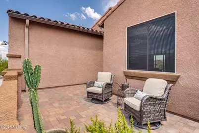 864 N Camino Cerro Morado, Green Valley, AZ 85614 - Photo 4