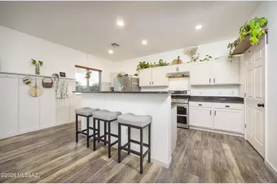 775 S Harry P Stagg Drive, Vail, AZ 85641 - Photo 1