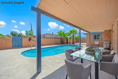 9048 E Pine Valley Drive, Tucson, AZ 85710 - Photo 14
