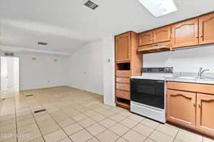 1227 E Ginter Rd, Tucson, AZ 85706 - Photo 14