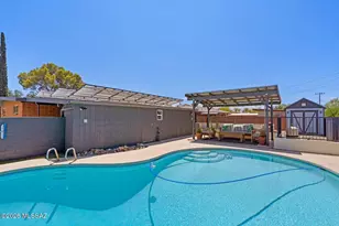 5611 E Copper St, Tucson, AZ 85712 - Photo 36