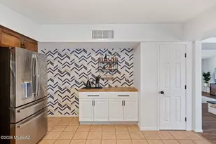5611 E Copper St, Tucson, AZ 85712 - Photo 16