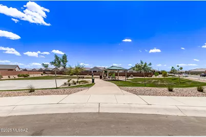 12568 W Nicholas Drive, Marana, AZ 85653 - Photo 22
