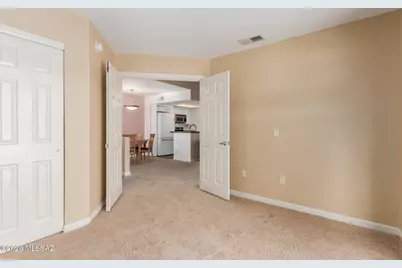101 S Players Club Drive #3202, Tucson, AZ 85745 - Photo 4