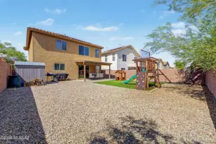 697 W Cholla Crest Dr, Green Valley, AZ 85614 - Photo 32