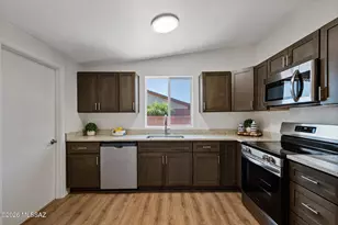 7351 E 19th St, Tucson, AZ 85710 - Photo 12
