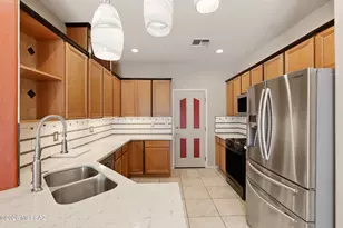 2086 W Cave Cotton Loop, Benson, AZ 85602 - Photo 8