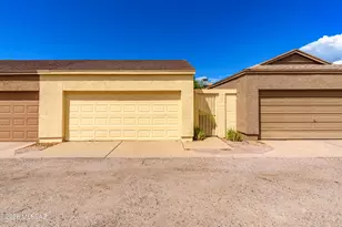2549 N Palo Santo Dr, Tucson, AZ 85745 - Photo 38