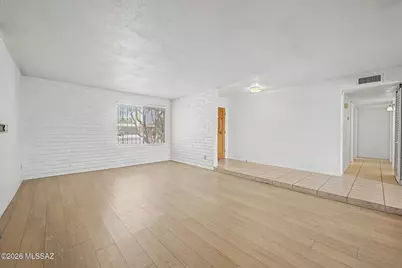 875 W Calle Dadivoso, Tucson, AZ 85704 - Photo 4