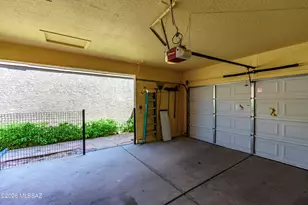 2549 N Palo Santo Dr, Tucson, AZ 85745 - Photo 34