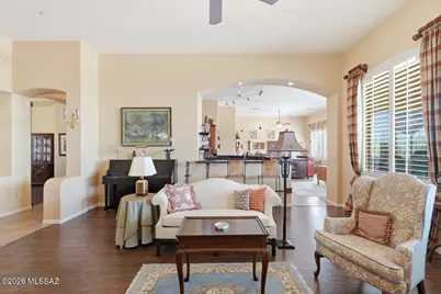 5885 W Clear Brook Lane, Marana, AZ 85658 - Photo 10