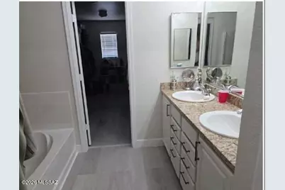 10114 N Mill Crossing Way, Tucson, AZ 85743 - Photo 8