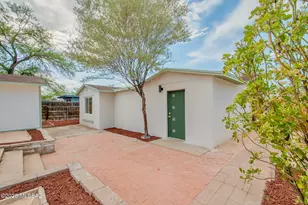 4474 E 4th St, Tucson, AZ 85711 - Photo 10
