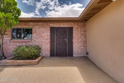 9034 E Bellevue Street, Tucson, AZ 85715 - Photo 2