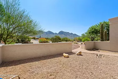 11101 N Pomegranate Drive, Oro Valley, AZ 85737 - Photo 10