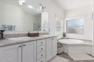 1350 W Limberlost Dr, Tucson, AZ 85705 - Photo 12