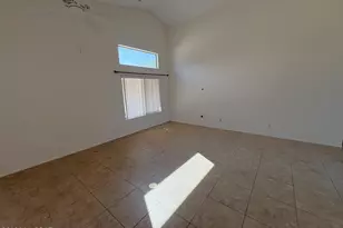 753 S Smokey Mountains Rd, Tucson, AZ 85748 - Photo 4