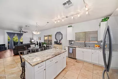 12970 N Yellow Orchid Drive, Oro Valley, AZ 85755 - Photo 10