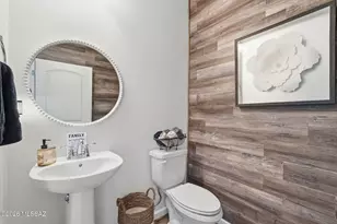 1863 N Bayshore Dr, Green Valley, AZ 85614 - Photo 12