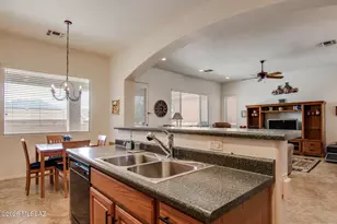 5937 S Scarlet Sky Pl, Green Valley, AZ 85622 - Photo 8