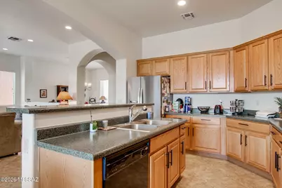 5937 S Scarlet Sky Place, Green Valley, AZ 85622 - Photo 10