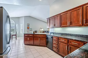 38444 S Apache Peak Dr, Tucson, AZ 85739 - Photo 4