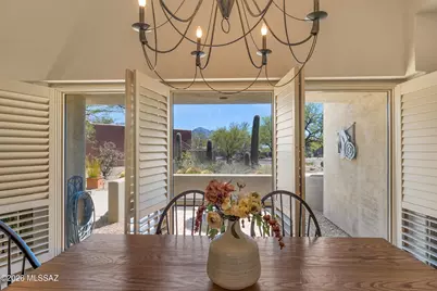 11792 N Via De La Verbenita, Oro Valley, AZ 85737 - Photo 4