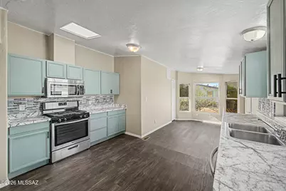 15967 W El Tiro Road, Marana, AZ 85653 - Photo 10