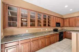 123 E Castlefield Cir, Tucson, AZ 85704 - Photo 6