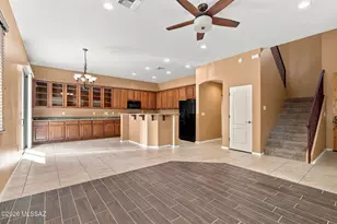 123 E Castlefield Cir, Tucson, AZ 85704 - Photo 6