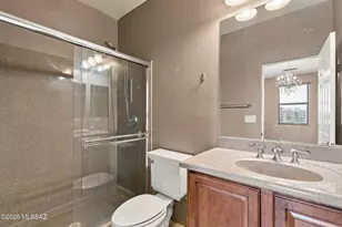 123 E Castlefield Cir, Tucson, AZ 85704 - Photo 18